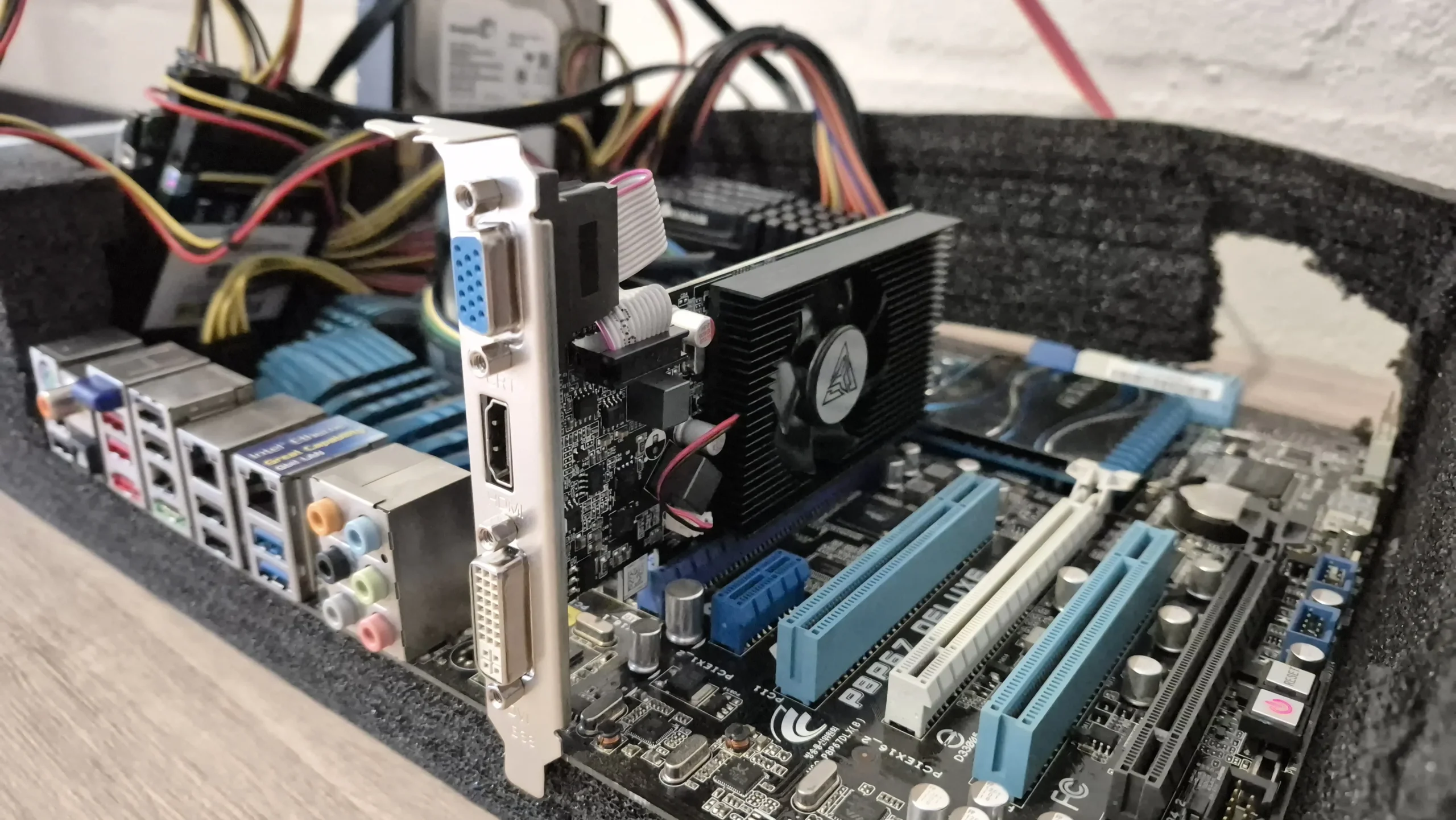 Homelab GT210